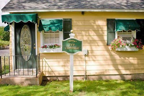The English Inn Eaton Rapids Exterior foto